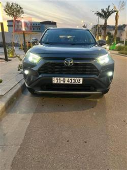 تۆیۆتا ڕاڤ 4